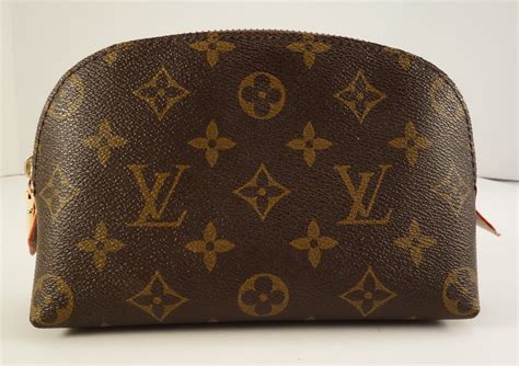 fake louis vuitton makeup box|false louis vuitton.